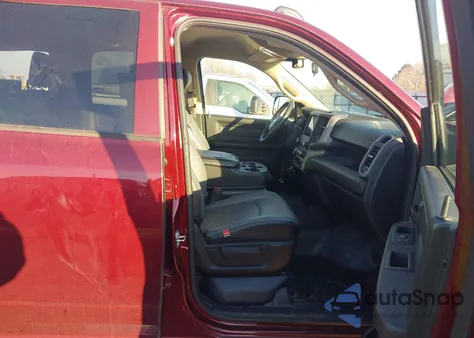 2020 Ram 2500 Tradesman 4X4 6'4 Box z USA, uszkodzony, nr VIN 3C6UR5CJ7LG303938